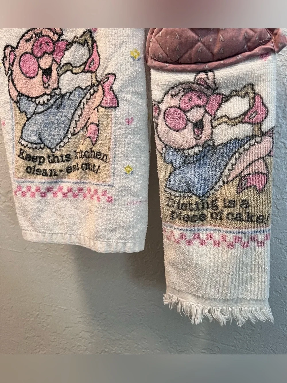 Vintage Pig Kitchen Towel Set Farmhouse Country Decor
